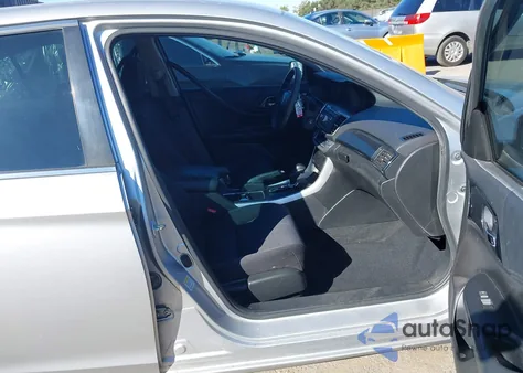 2015 Honda Accord Sport из США, поврежденный, VIN 1HGCR2F58FA125611